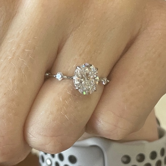 The Mila Ring - 2ct+ Oval Moissanite Ring - Picture 9 of 15